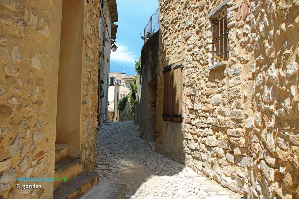 Ruelle de Gigondas.