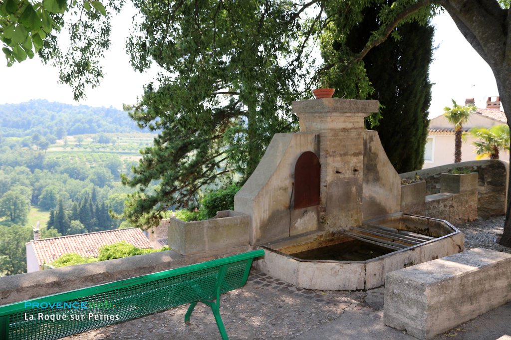 La Roque sur Pernes, Vaucluse.