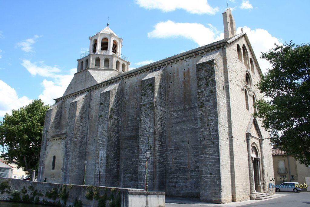 Eglise du Thor.