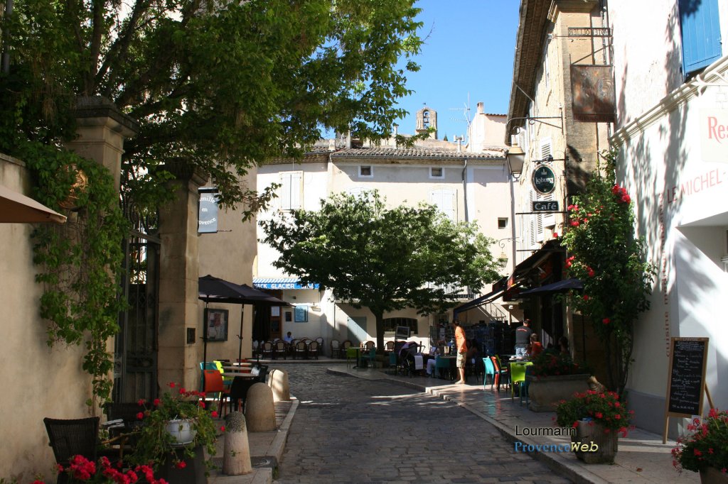 Ruelle de Lourmarin.