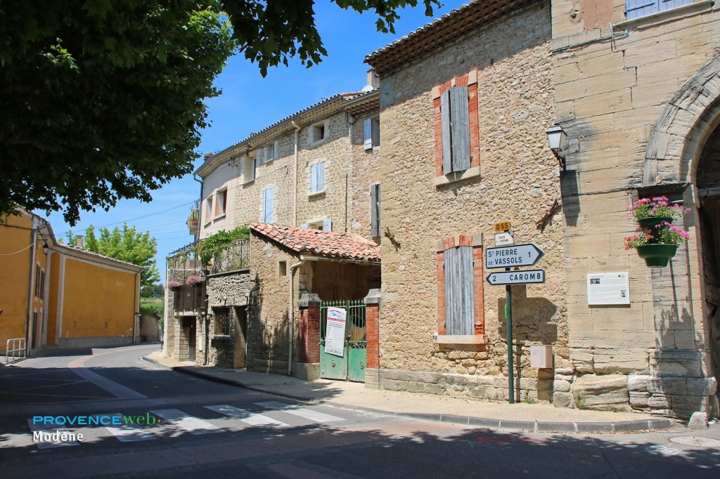 Mod&egrave;ne vaucluse.