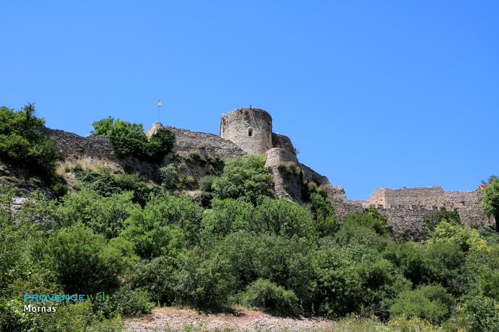 Forteresse de Mornas dans le Vaucluse.