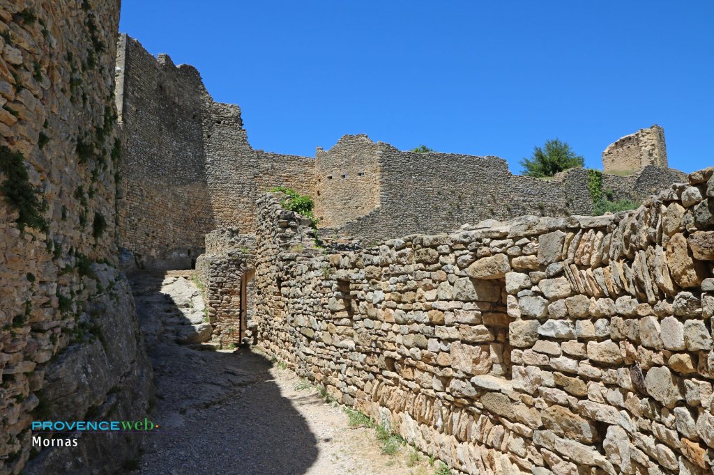 Forteresse de Mornas.