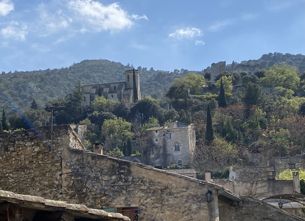 Opp&egrave;de le Vieux.