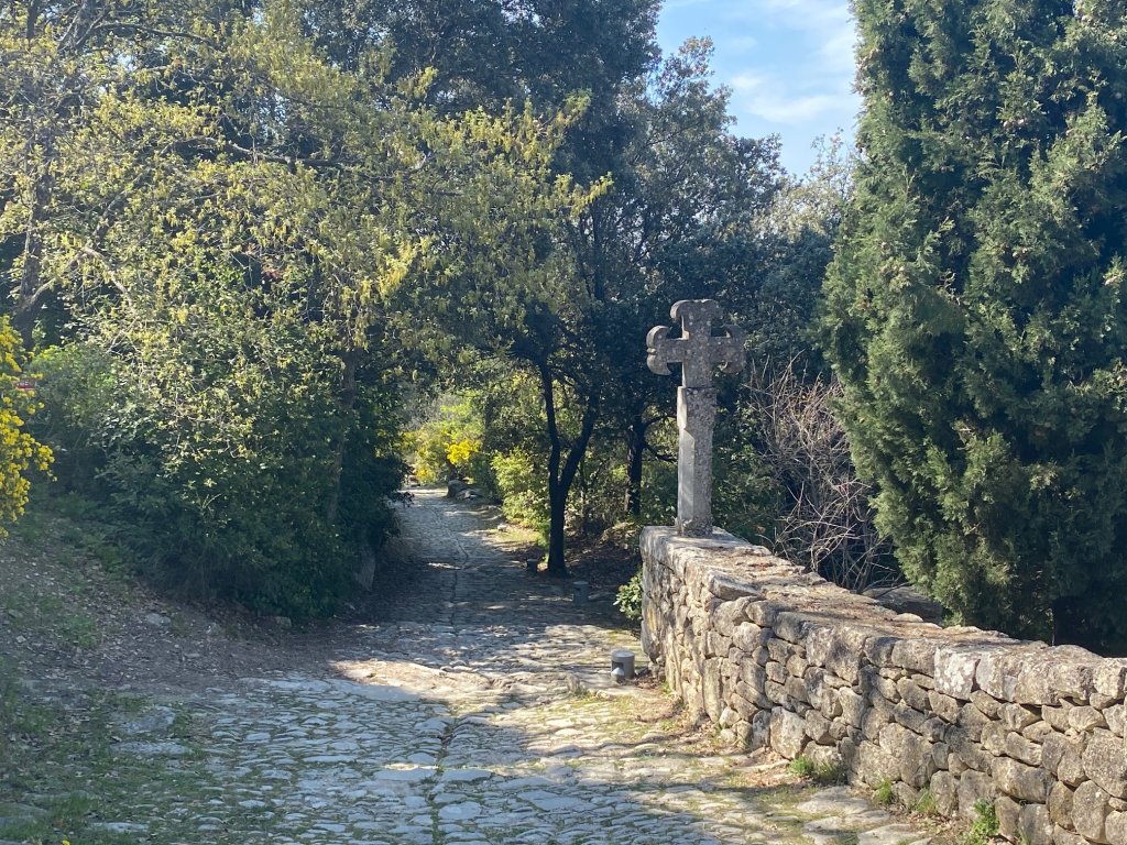 Calade &agrave; Opp&egrave;de.