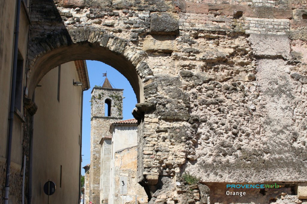 Orange dans le Vaucluse.
