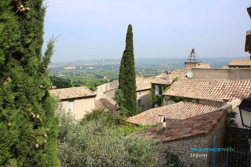 S&eacute;guret dans le Vaucluse.