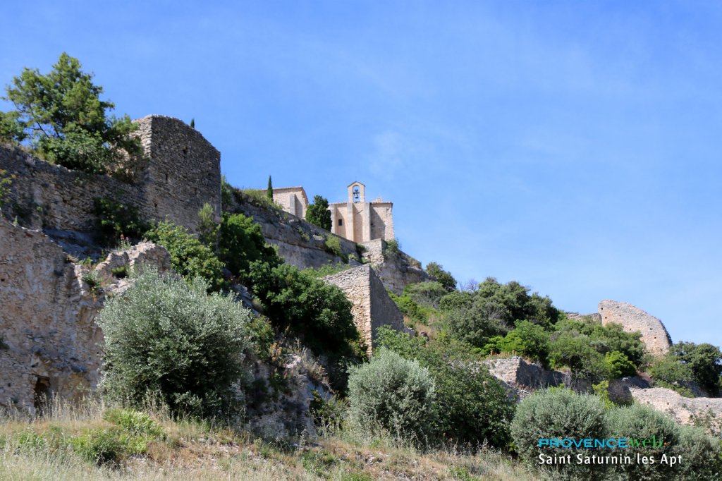 Saint Saturnin l&egrave;s Apt dans le Luberon.