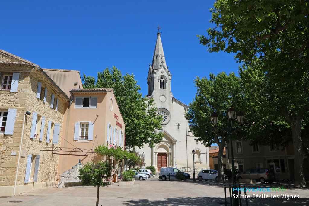 Centre de Sainte Cécile les Vignes.