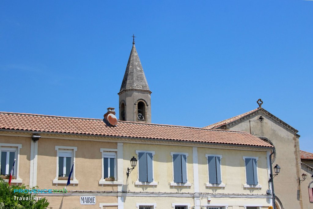 Mairie de Travaillan.