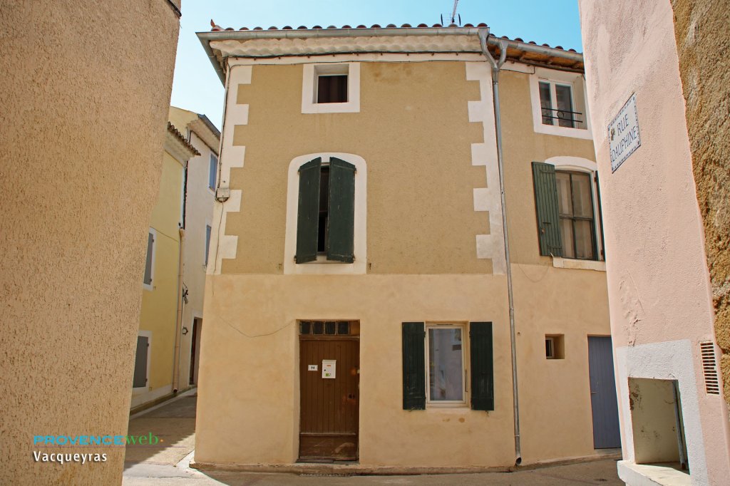 Ruelle du centre.