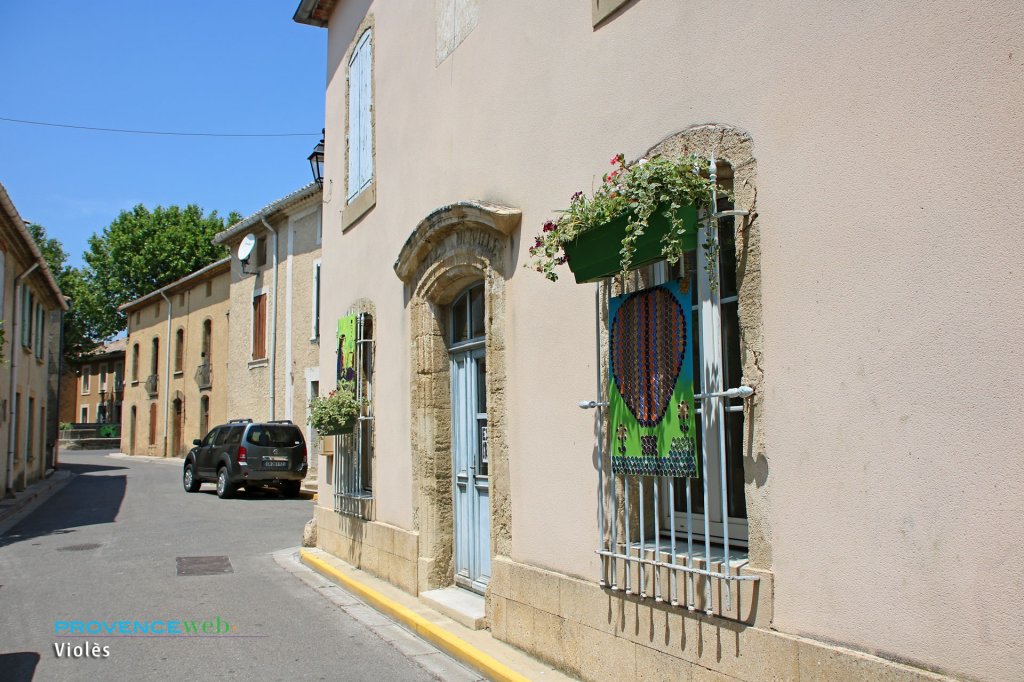 Rue du village.